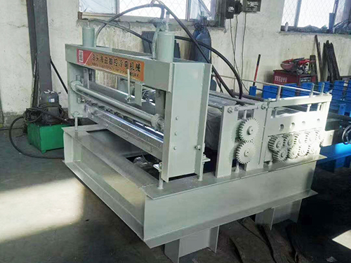 陕西1.3米校平分条机